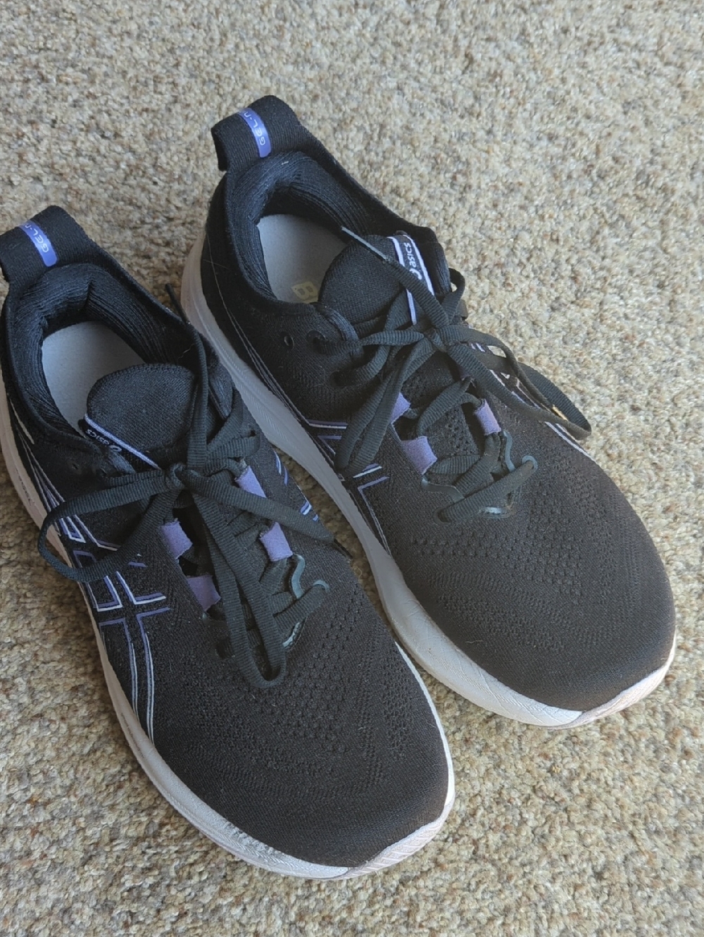 ASICS Gel-Nimbus 26 Black Sneakers with Purple EUC Sz 11 Women's